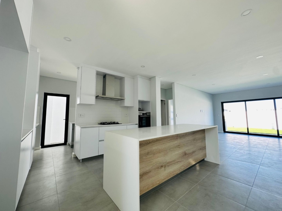 3 Bedroom Property for Sale in Sandown Western Cape